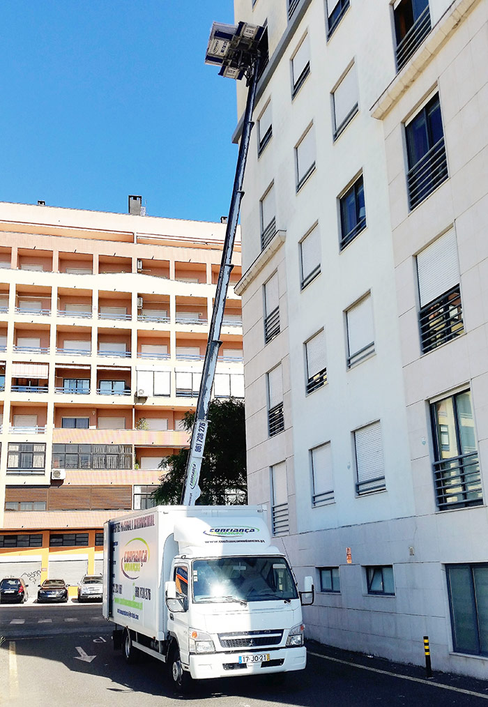 Serviços de mudanças prestados em Almada